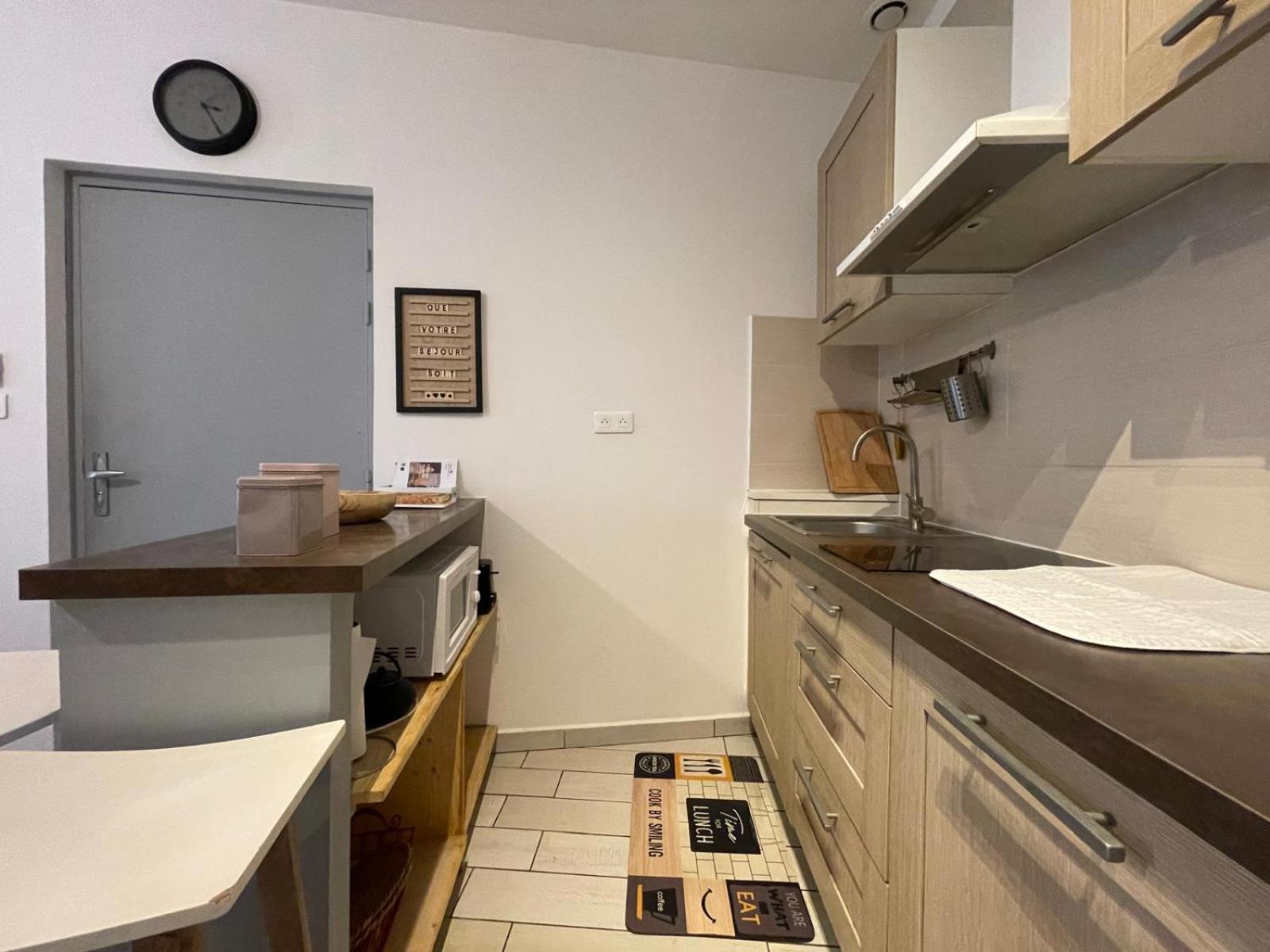 Joli Appartement Hypercentre T2, Classe Meuble De Tourisme 3 Avec Parking Gratuit Beziers Ngoại thất bức ảnh